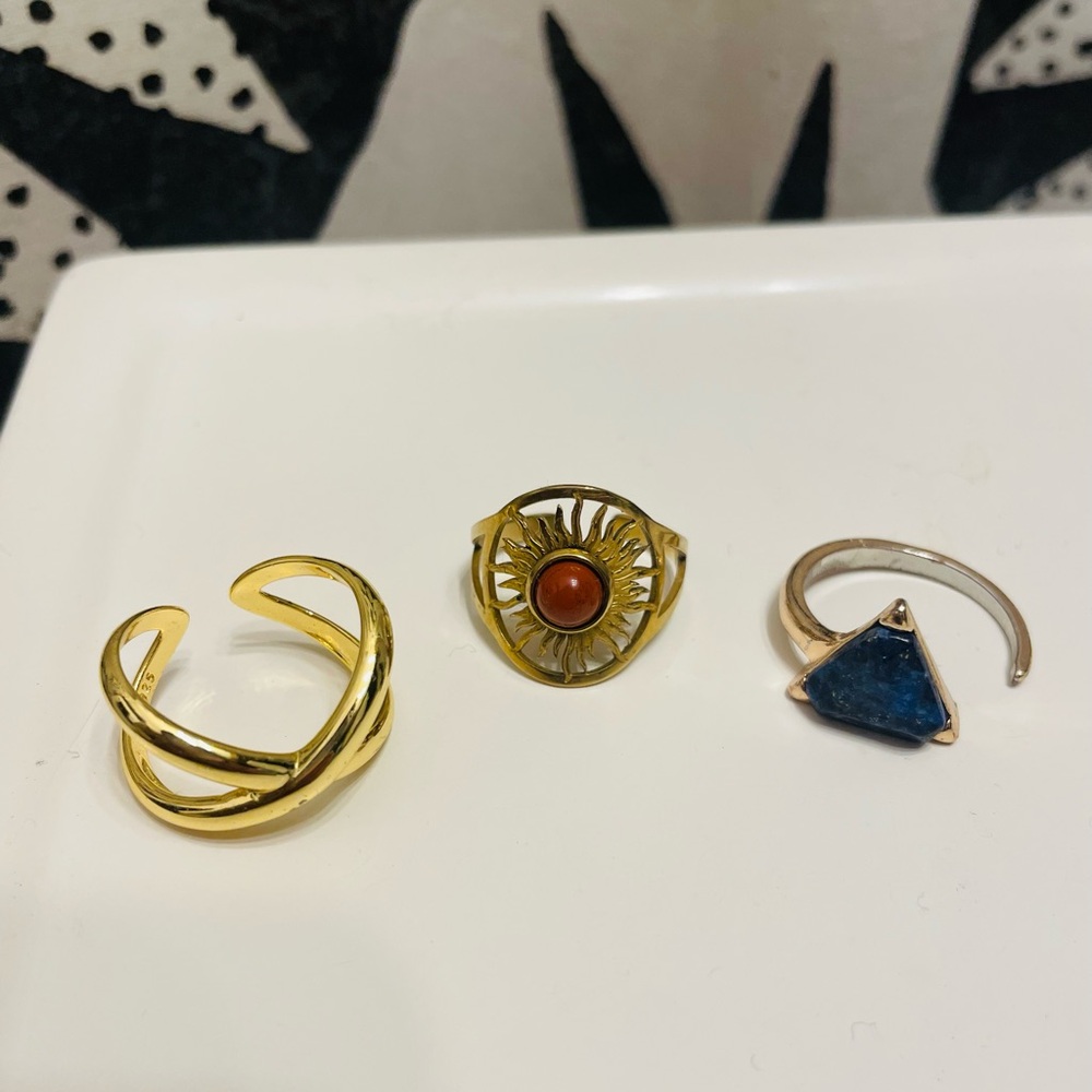 3 pretty fashion rings